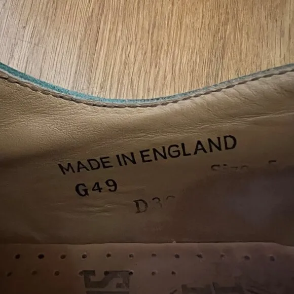 Dr. Martens Size 5 Green Leather The Original Air Cushion Low Top Oxford Shoes