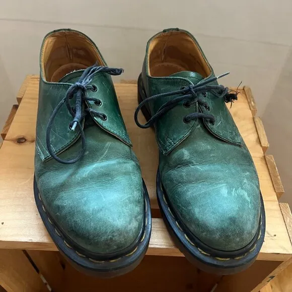 Dr. Martens Size 5 Green Leather The Original Air Cushion Low Top Oxford Shoes