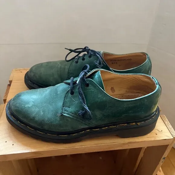 Dr. Martens Size 5 Green Leather The Original Air Cushion Low Top Oxford Shoes