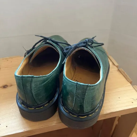 Dr. Martens Size 5 Green Leather The Original Air Cushion Low Top Oxford Shoes