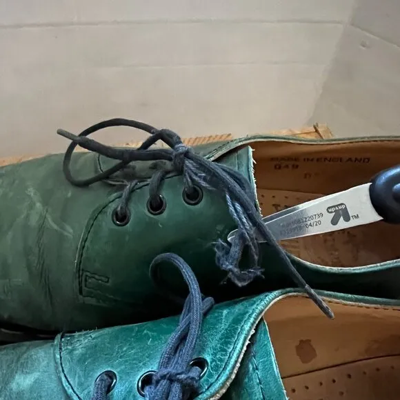 Dr. Martens Size 5 Green Leather The Original Air Cushion Low Top Oxford Shoes