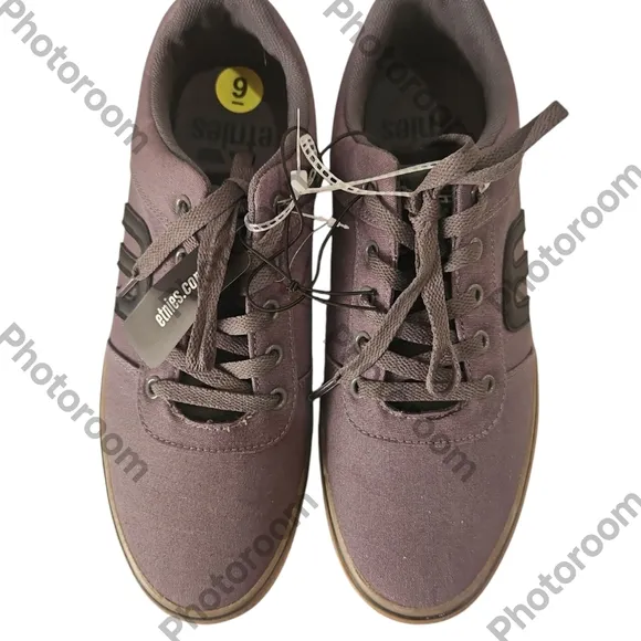 Etnies GRIP Men's Gray and Black Canvas Sneakers Size 9/10