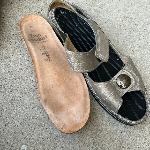 EUC $255 Finn Comfort ALANYA Rose Gold w Silver walking Sandals UK 5.5 C=US 8