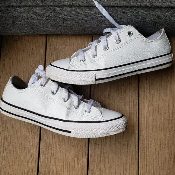 EUC CTAS Converse LEATHER OX Junior classic White 609058C (Jr.2)