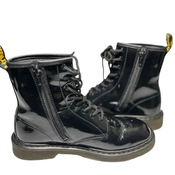 EUC Dr. Martens Women's 1460 Y Black Lace Up Combat Boots Women’s Sz 6 | Men 5