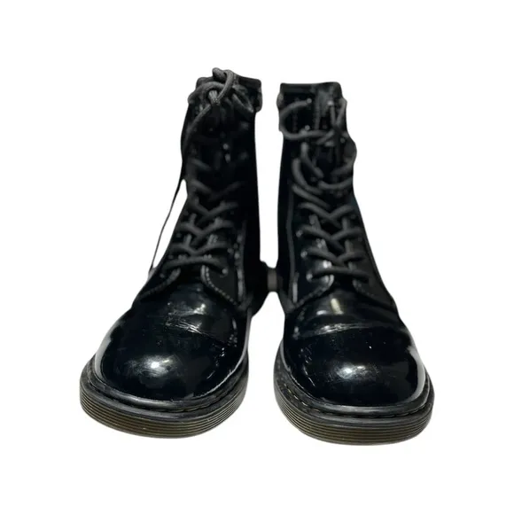 EUC Dr. Martens Women's 1460 Y Black Lace Up Combat Boots Women’s Sz 6 | Men 5