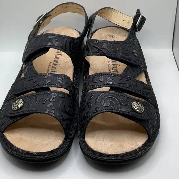 Finn Comfort Women's Gomera-s Sandal