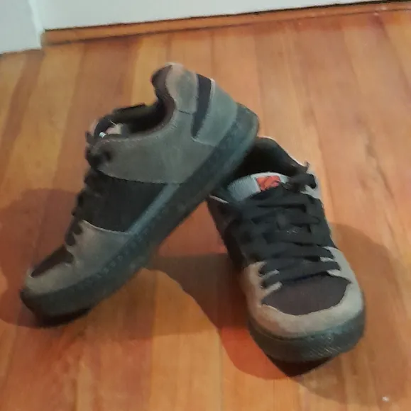 Five Ten Freerider Mountain Biking Shoes Made By Adidas, Size 8
