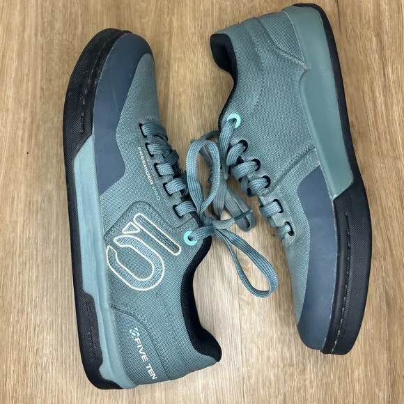 Five Ten Women's 10 Freerider Pro Canvas Lace Up Green Mountain Bike Flat