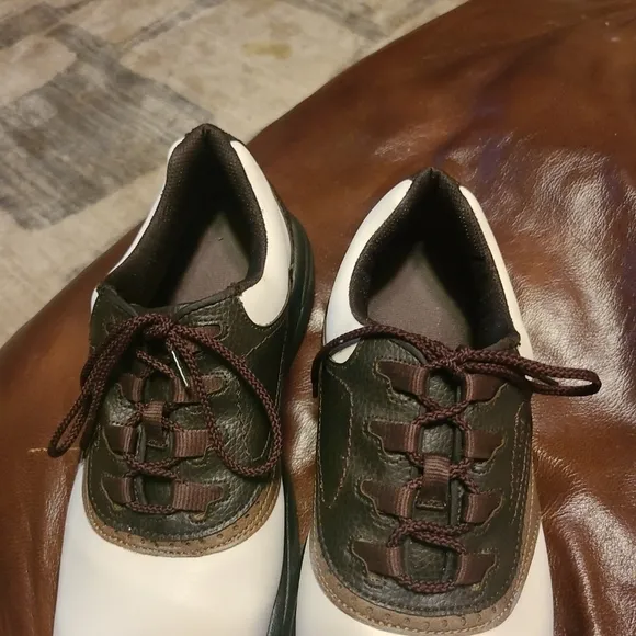 Footjoy golf shoes style #45402. sz 12 D.(#89)