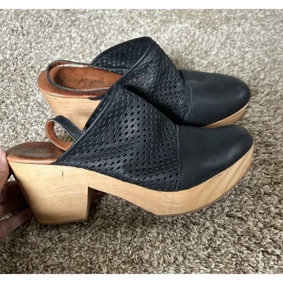 Free People Clog Shoes Women's Black Leather Wooden Boho Size EUR 41 US 9.5