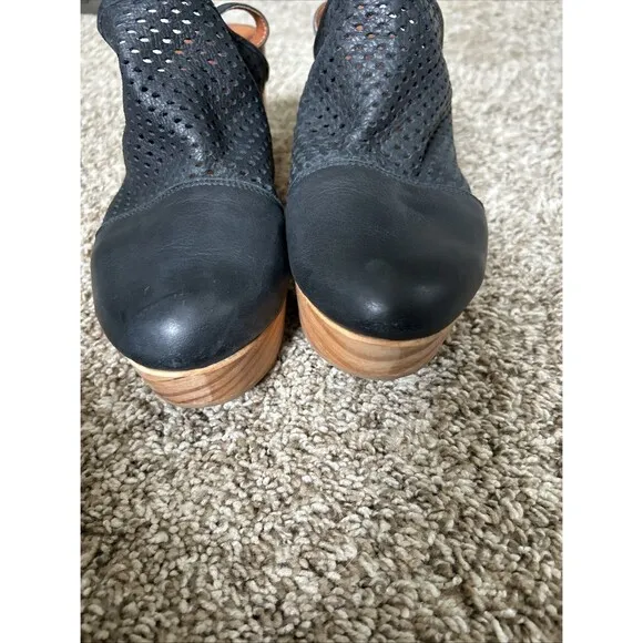 Free People Clog Shoes Women's Black Leather Wooden Boho Size EUR 41 US 9.5