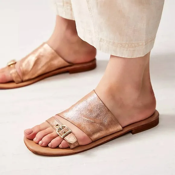 🌻🆕FREE PEOPLE MILA MINIMAL FLAT SANDAL-ROSE GOLD COLOR-SIZE 8.5