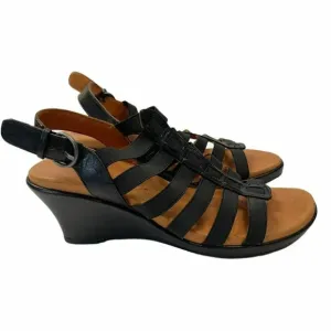 Gentle Souls 9M black leather strappy wedges sandals NWOT
