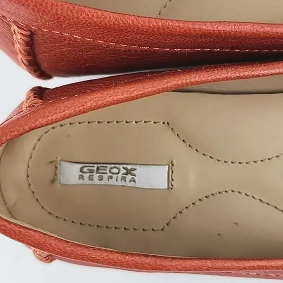 GEOX Women's Orange White Leather Flat Casual Loafer Shoe Almond Toe Size 37.5