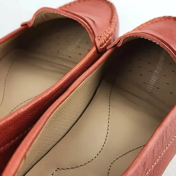 GEOX Women's Orange White Leather Flat Casual Loafer Shoe Almond Toe Size 37.5