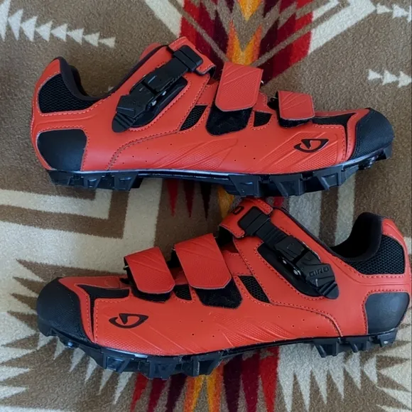 Giro Privateer MTB Mountain Bike Cycling Shoes Sz 44 EU 10.25 US Orange Red