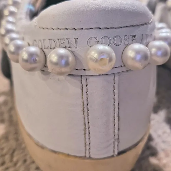 Golden Goose💯Pearly Necklace Iridescent Sneakers