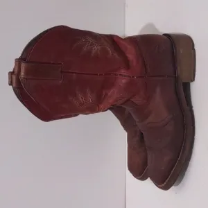 HH Boots Double H Men's cowboy Boots Size 8.5  brown red