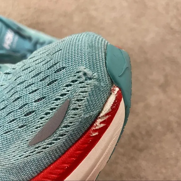 HOKA Clifton 8 Aquarelle Eggshell Blue