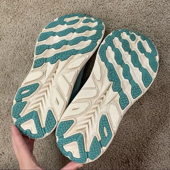 HOKA Clifton 8 Aquarelle Eggshell Blue
