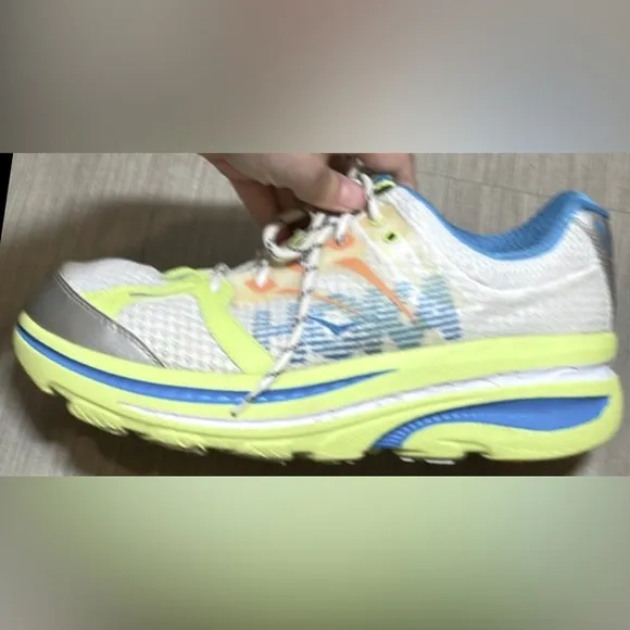 Hoka One One Bondi B running shoes Blue Logo mixed with Spring colors size 9.5