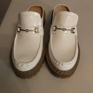 JF Flat Mule Slide Bright White Lug Sole Loafer Silver Buckle Bobbi Size 10