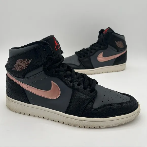 Jordan 1 Retro High ‘Bronze Medal’ Sneakers Men’s Size 12 Shoes