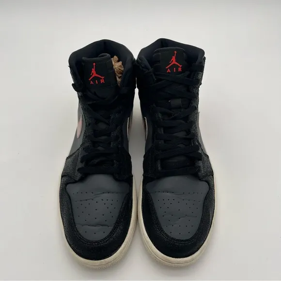 Jordan 1 Retro High ‘Bronze Medal’ Sneakers Men’s Size 12 Shoes