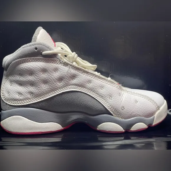 Jordan 13s White-Stealth