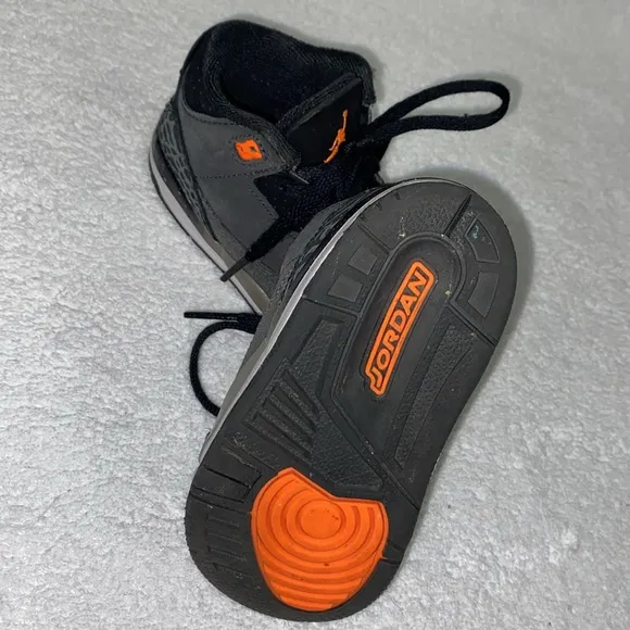 Jordan 3 Retro Black Gray Orange Kids Athletic Shoes BQ5374-003 *Size 6c