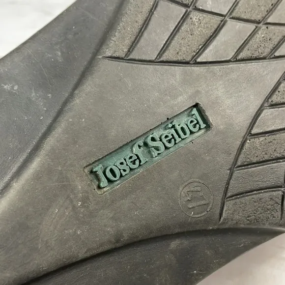 Josef Seibel Whiskey Brown Fisherman Sandals
