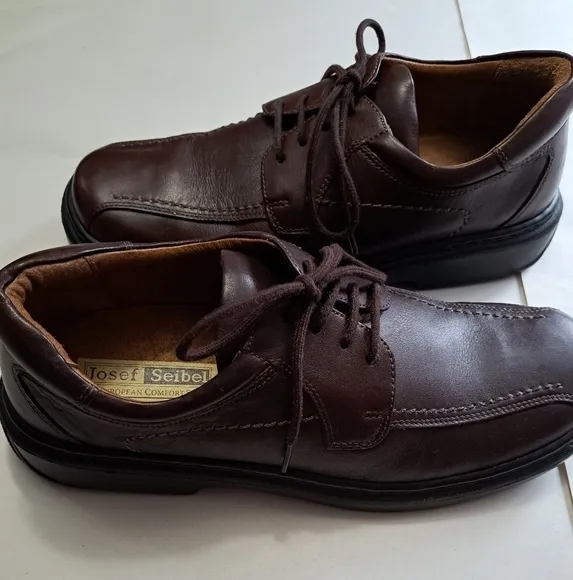 Josef Siebel Classic Brown Leather Lace Up Oxford    Size 11.5 (45)EUR