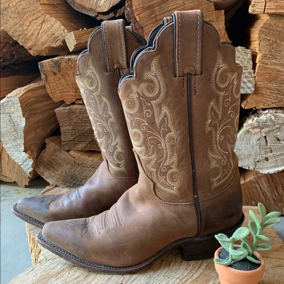 Justin Ladies Classic Western Cowboy Boots