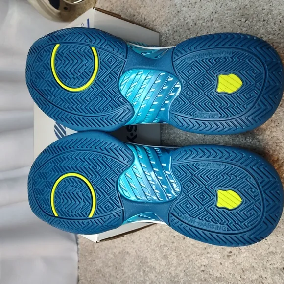 K-Swiss Blue Athletic Shoes Gradient Design