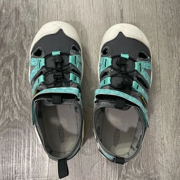 KEEN Knotch Creek Unisex Gray/Blue Washable Waterproof Sandals Size 4