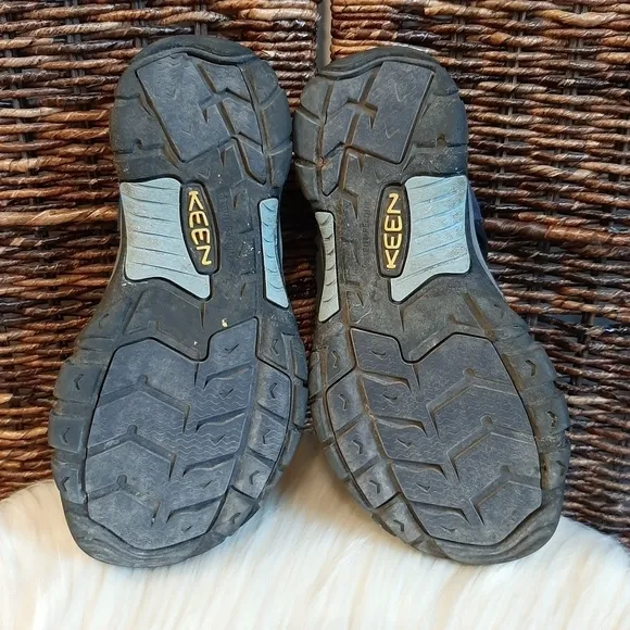 Keen Men's 8.5 Blue Newport H2 Waterproof Sandals Water Shoes Hiking Camping