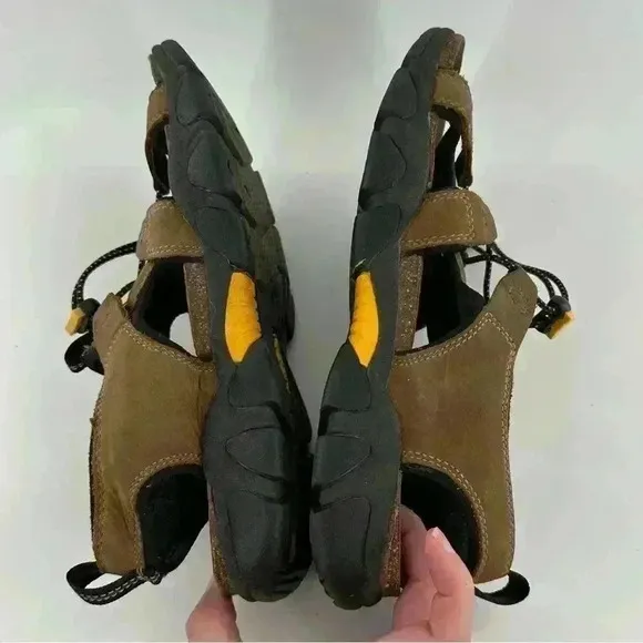 Keen mens sandals 9.5 40 brown nubuck leather outdoors walking gorpcore hiking
