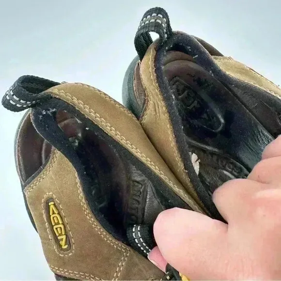Keen mens sandals 9.5 40 brown nubuck leather outdoors walking gorpcore hiking