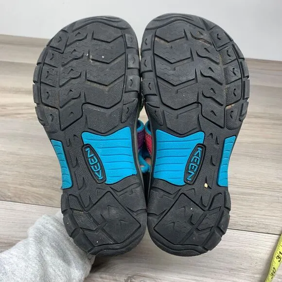 Keen Newport H2 Unisex Kids Closed Toe Waterproof Hiking Walking Sandals 4 Youth