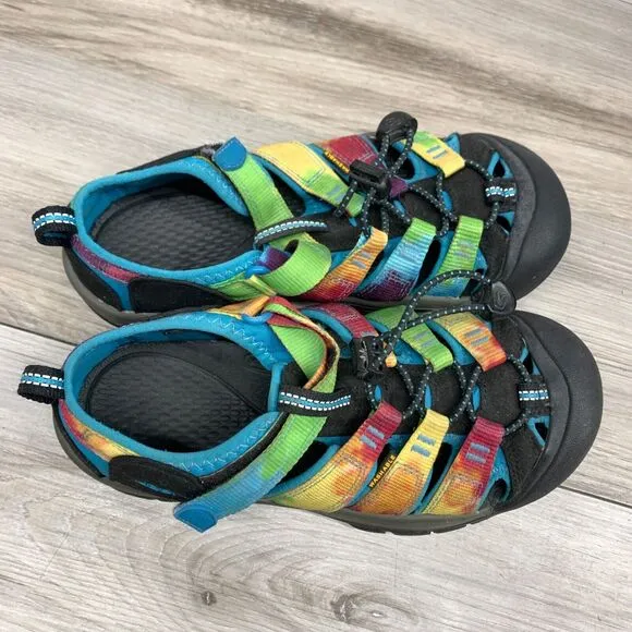 Keen Newport H2 Unisex Kids Closed Toe Waterproof Hiking Walking Sandals 4 Youth