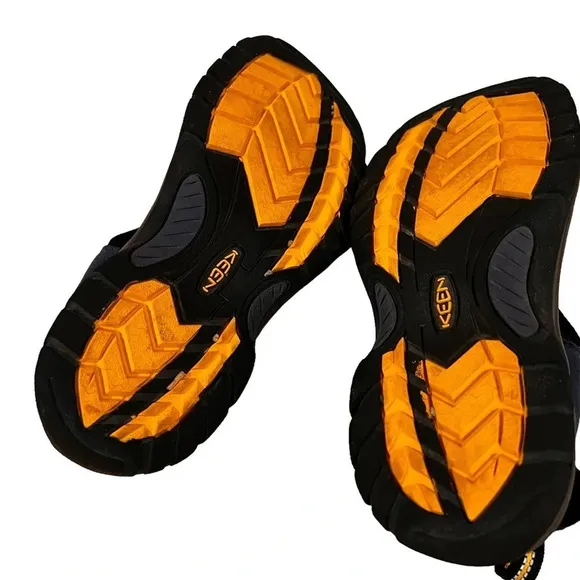 Keen Newport Sandals Closed Toe Sandals Navy Bungee Tie Size 7.5