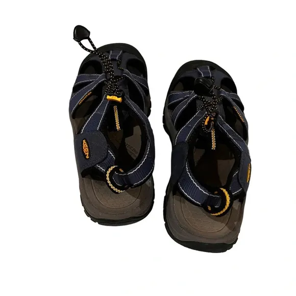 Keen Newport Sandals Closed Toe Sandals Navy Bungee Tie Size 7.5