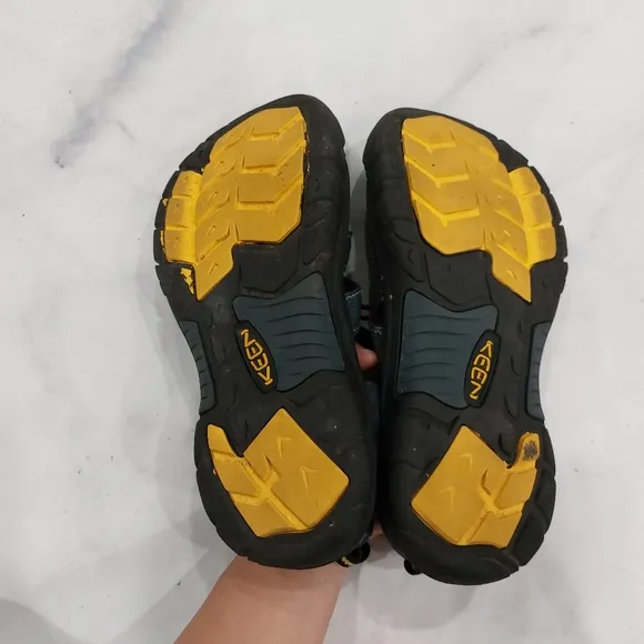 Keen Newport Youth Sandals