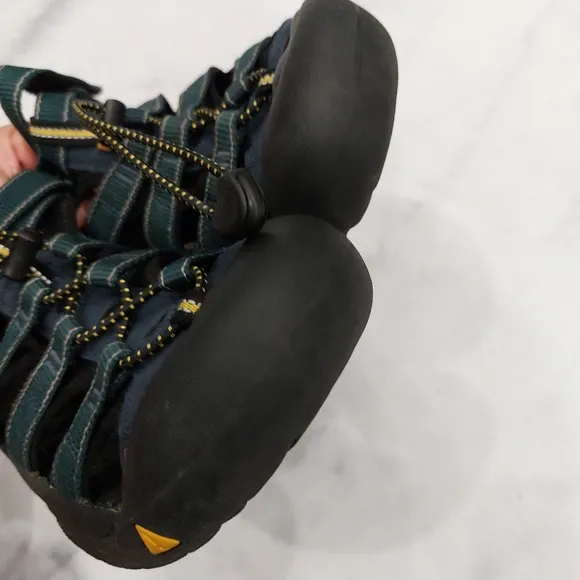 Keen Newport Youth Sandals