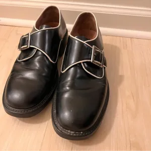 Kenneth Cole Tone Collector Monk Strap Shoes Black Leather Men's 10 White Piping