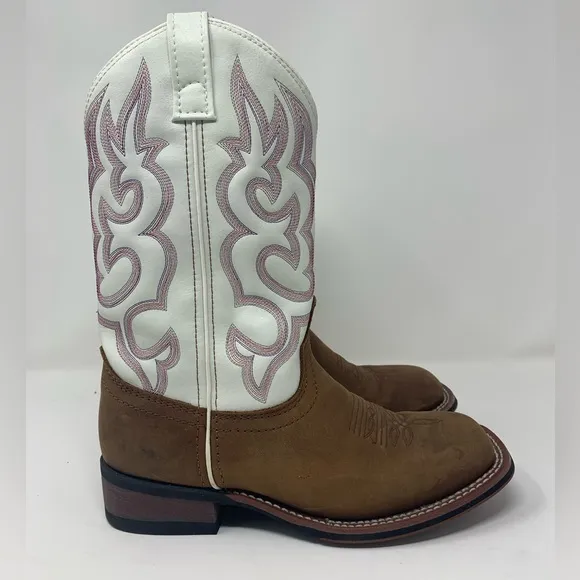 Laredo Womens Mesquite Embroidered Square Toe Boots - Brown and White Size 7 1/2