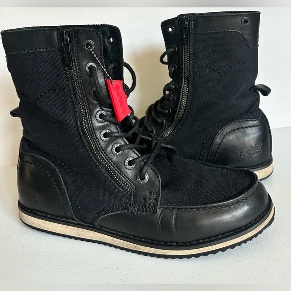 Levi’s Men Fall/Spring Boots Size 9.5