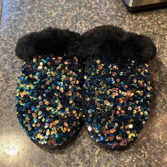 Like New UGG Australia Scuffette II Stellar Sequin Slip on Slippers Black