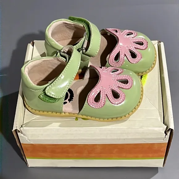 Livie &amp; Luca Petunia Green Classic Patent Leather Shoes Sandals